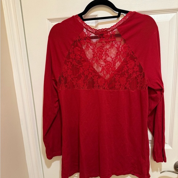 Torrid Twisted Tees Red Ruched 3/4 Sleeve Backless Lace Blouse - Picture 3 of 7